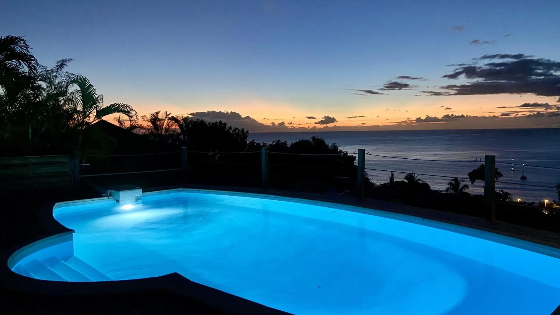 Espace Harmonie Vue Mer Deshaies Guadeloupe